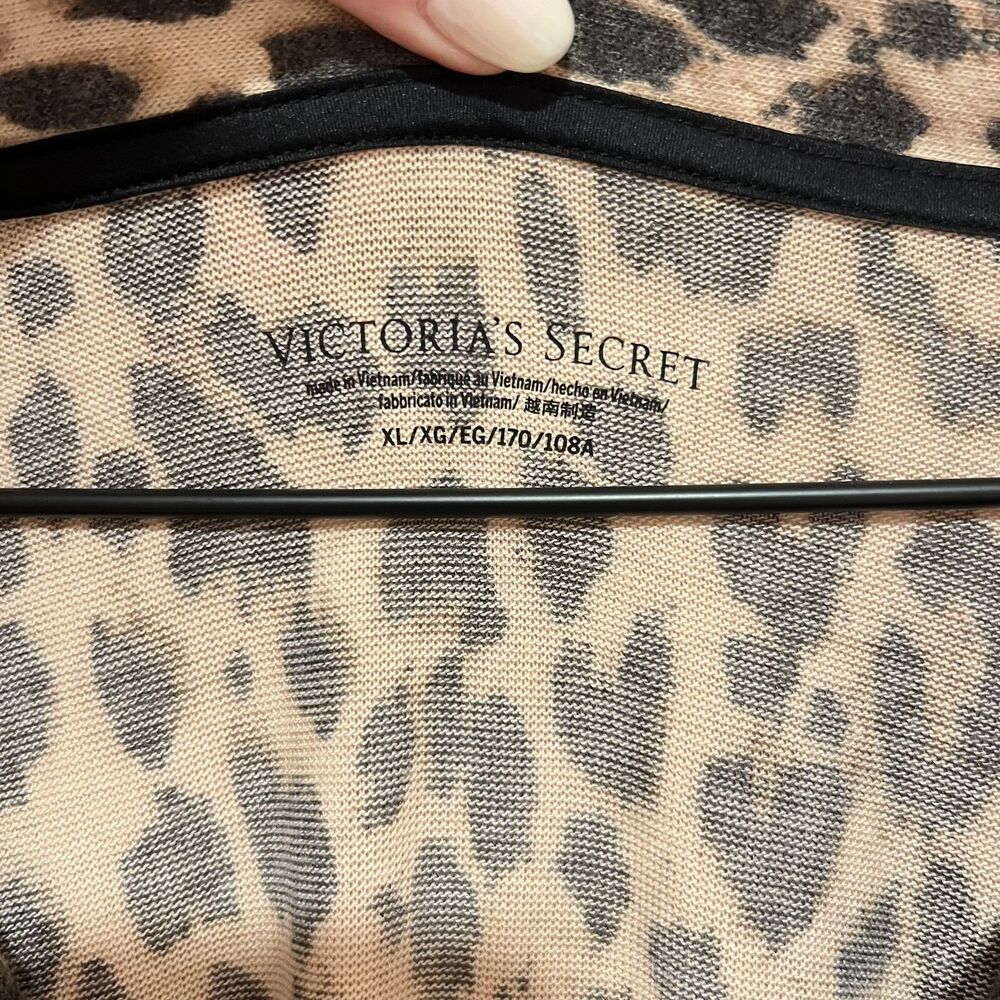 NWT Victoria's Secret Leopard Button Down Nightgown Dress Women's Size XL - Picture 6 of 8